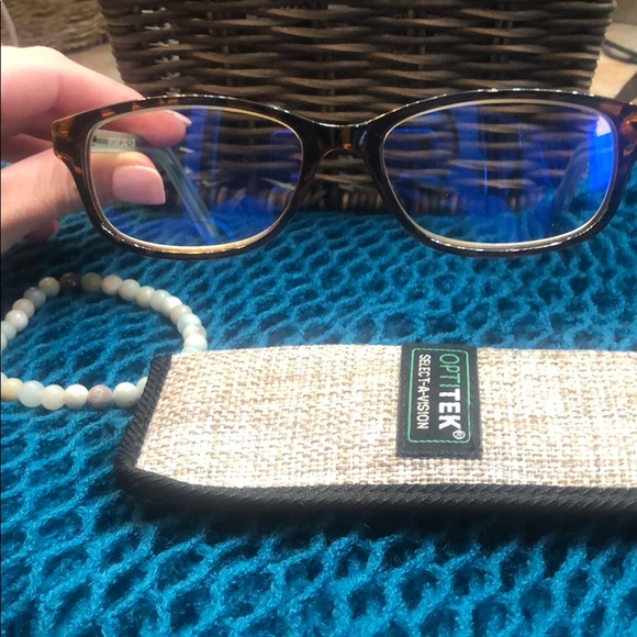 Select-A-Vision Reading glasses 1.25. - Picture 4 of 8